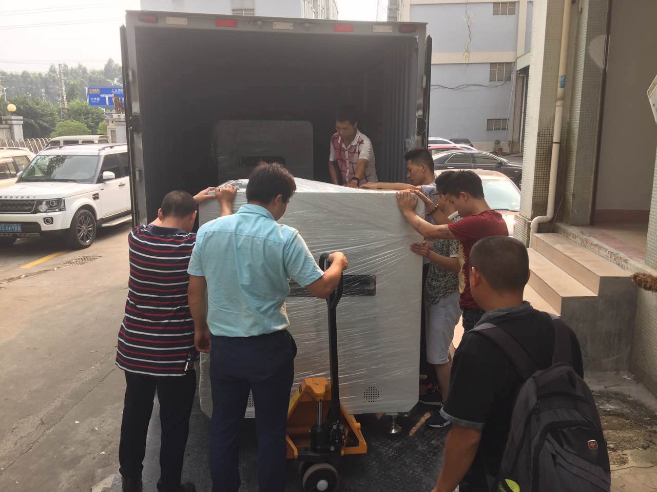 不讓每一個客人失望   加班加點按時發貨